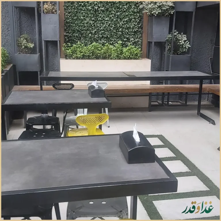 خانه کنتاکی بلوار ملت