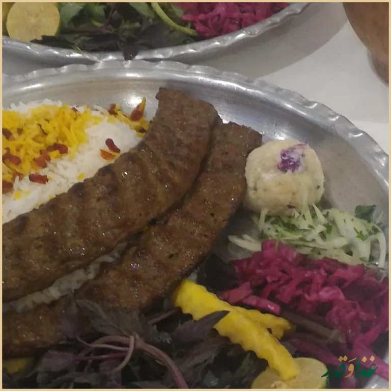 فود کورت ۲ سیتی سنتر