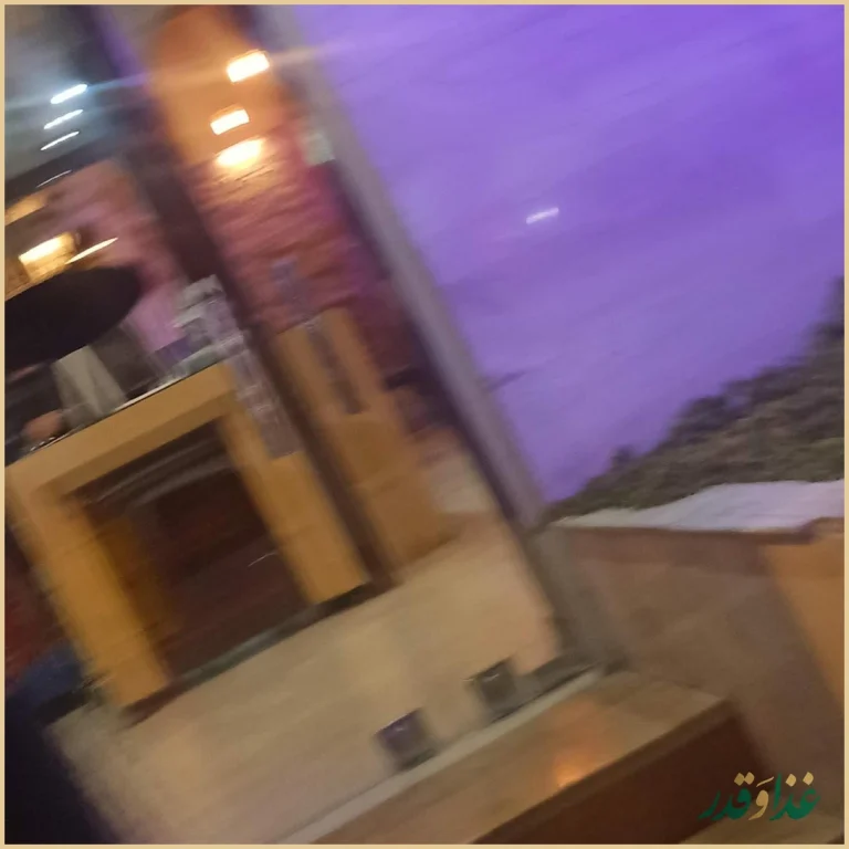 فست فود سیکاس