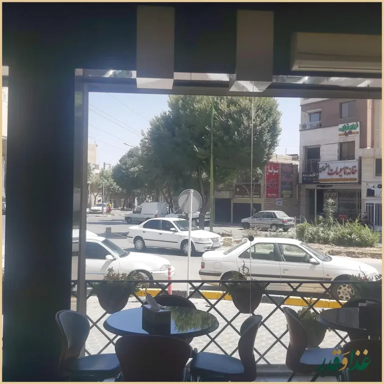 فست فود سیکاس