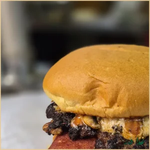 کافه فست فود پسران خوب