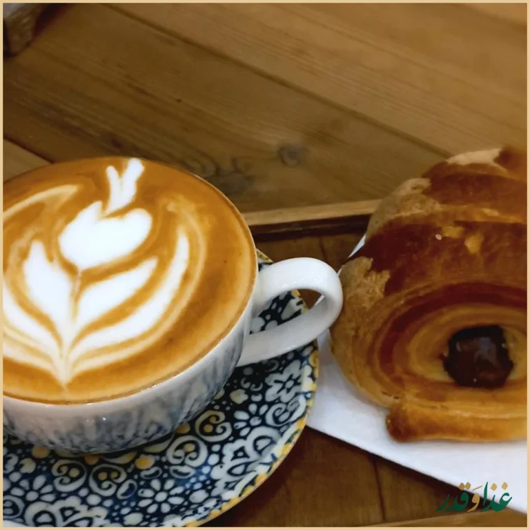 کافه فست فود پسران خوب