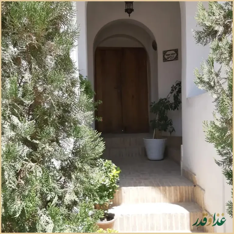 رستوران قصرمنشی