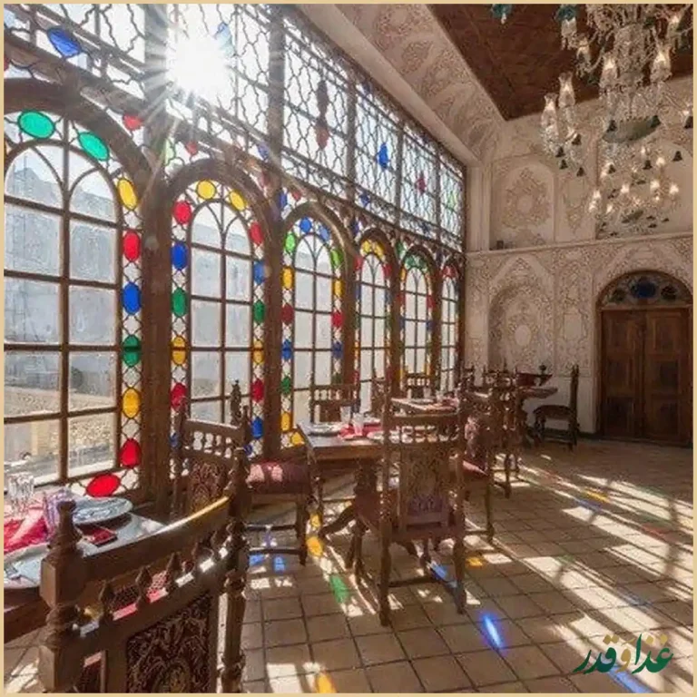 رستوران قصرمنشی