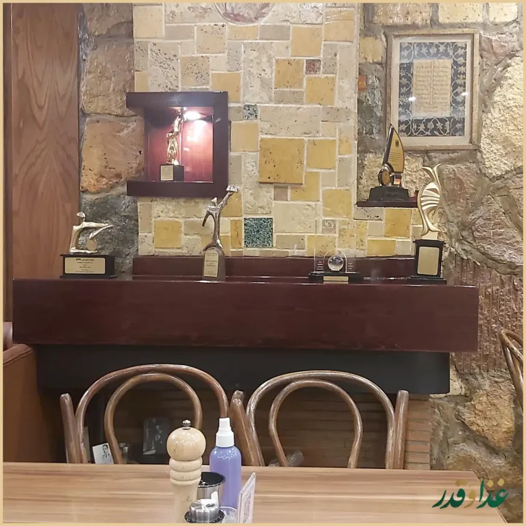 رستوران ایتالیایی نیوشا