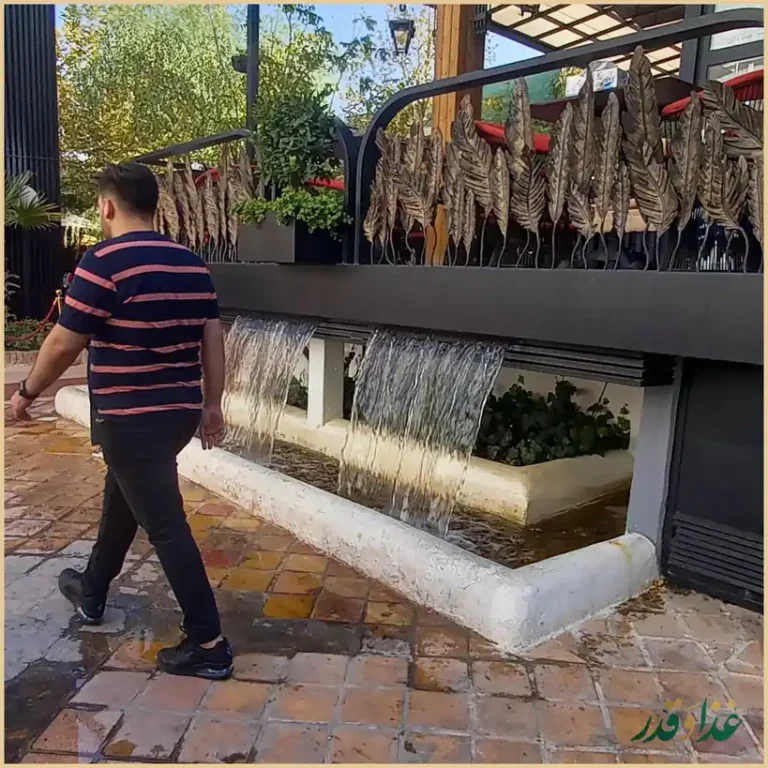 رستوران مهستان شاندیز