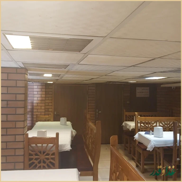 کباب و دیزی سرای خان