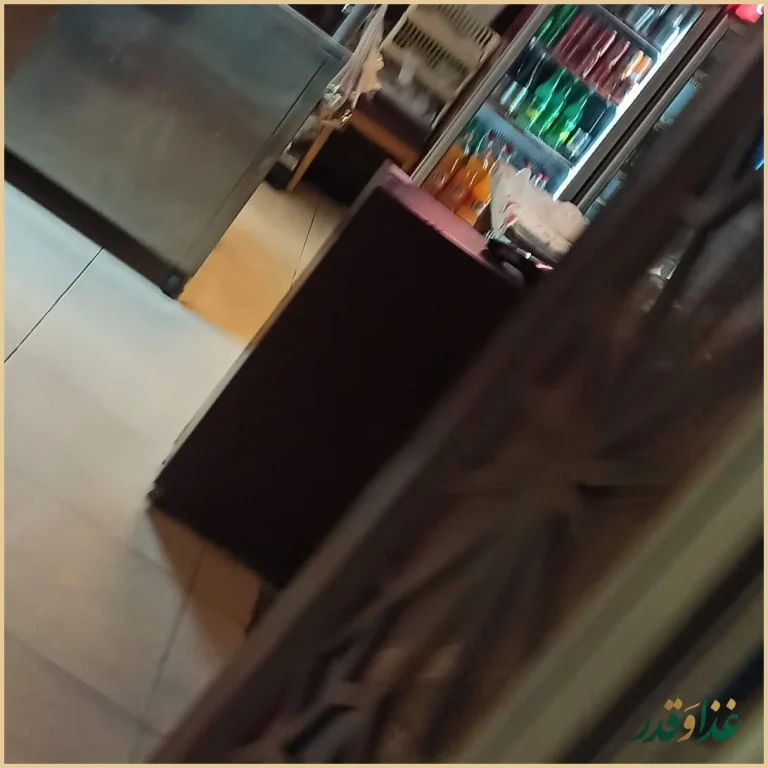 کباب و دیزی سرای خان