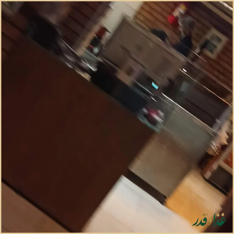 کباب و دیزی سرای خان