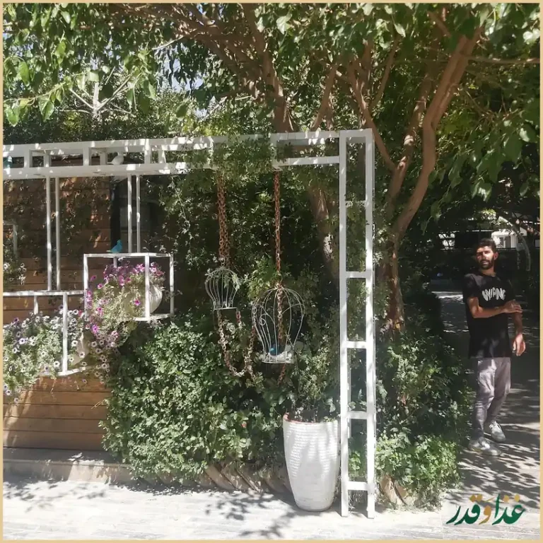 رستوران بام شهر