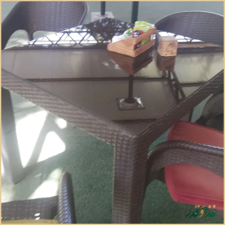 رستوران بام شهر