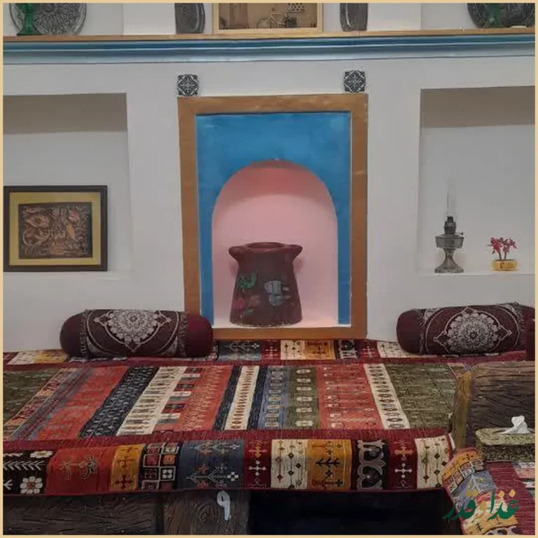 رستوران سنتی کاج