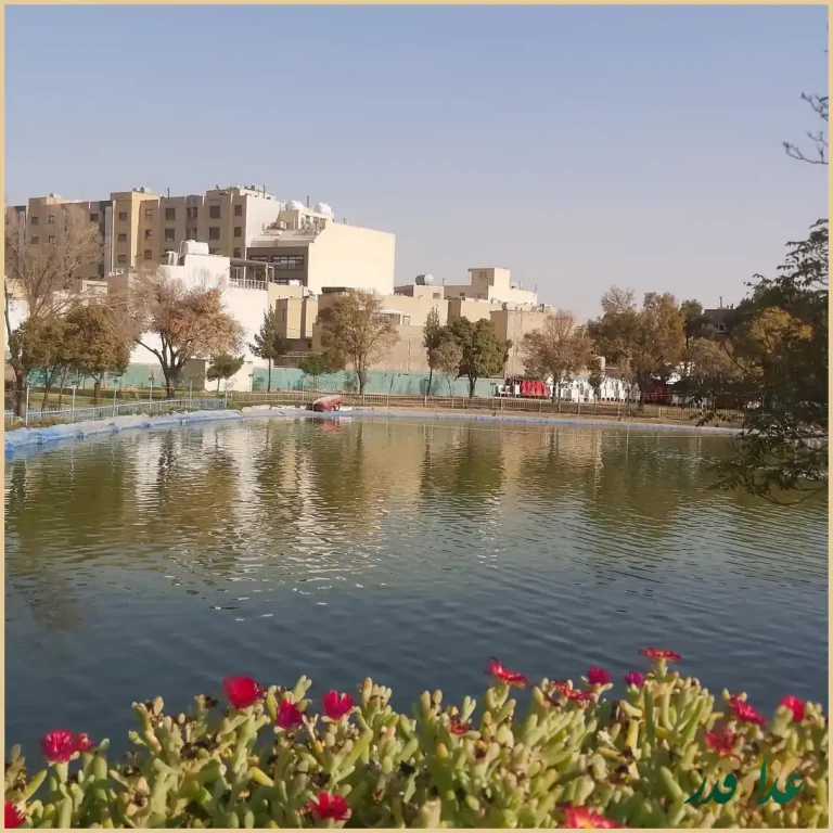 رستوران جزیره‌ای نگارستان