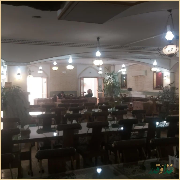 رستوران تازن وان