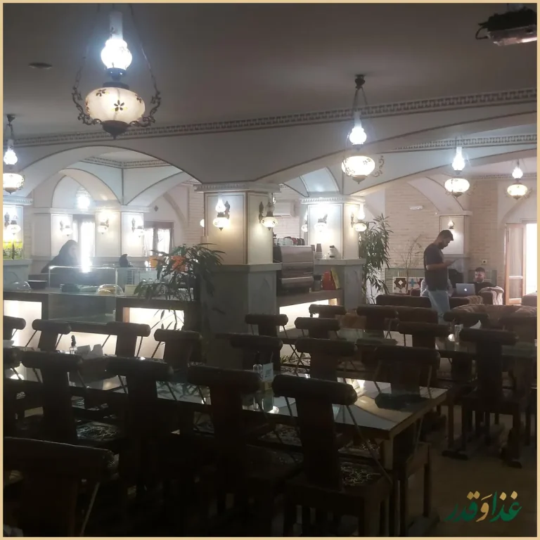 رستوران تازن وان