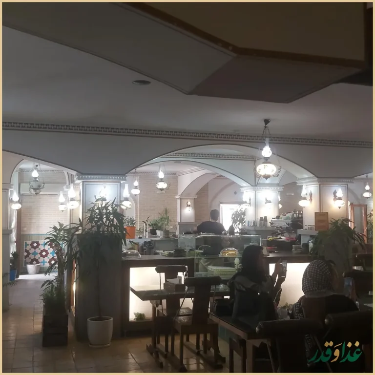 رستوران تازن وان