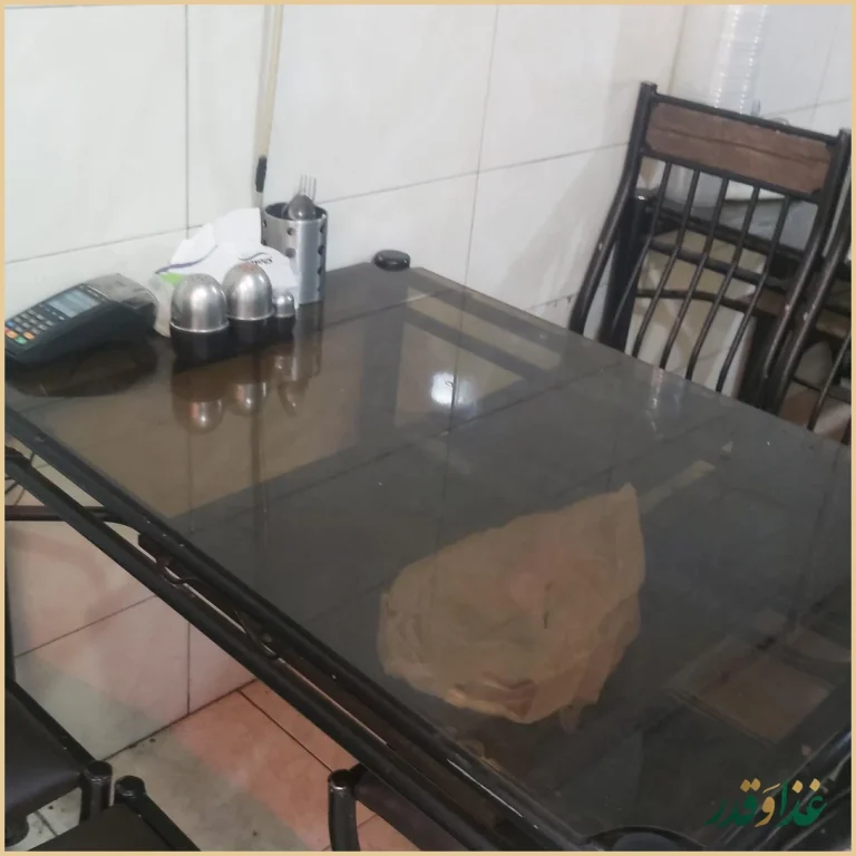 رستوران کبابی و بریانی یاس