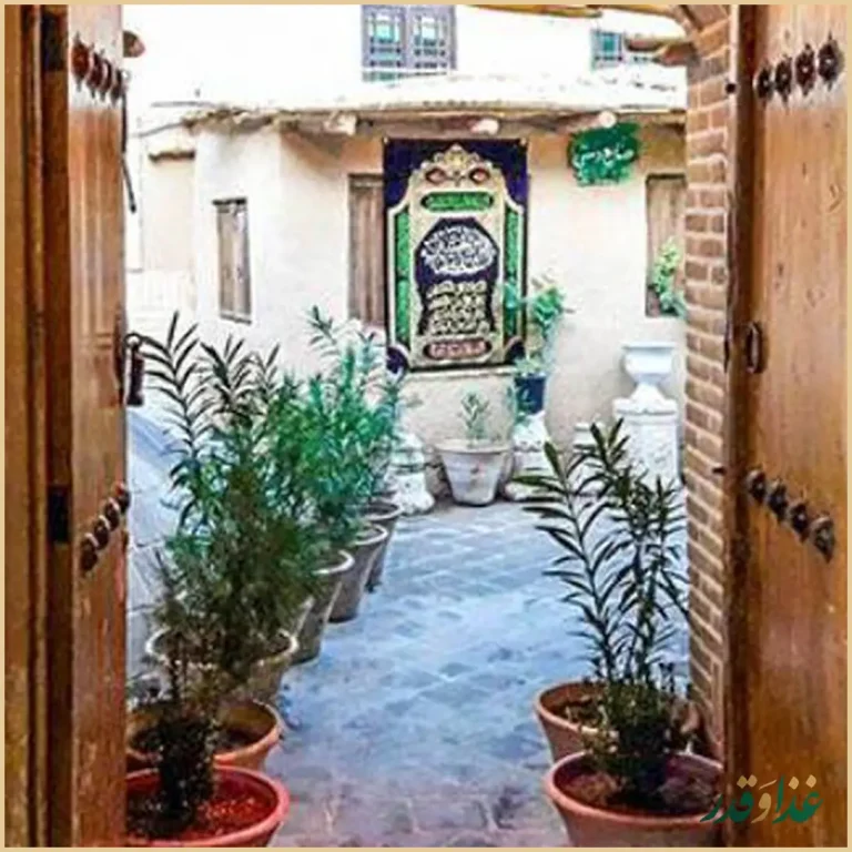 رستوران سنتی شادقلی خان