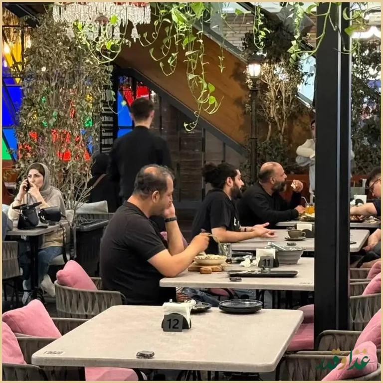 کافه و رستوران کاتلیا