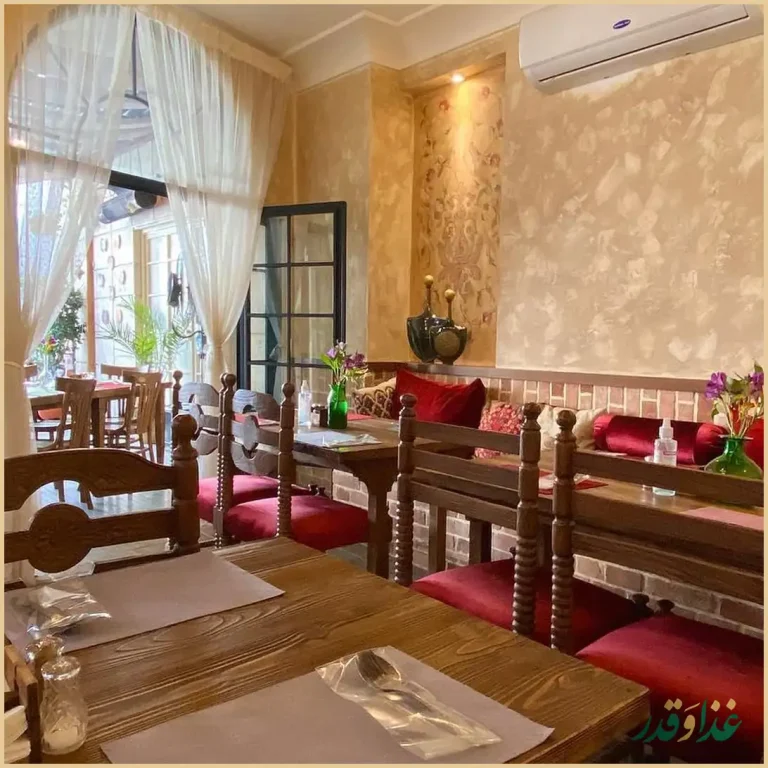 رستوران قاطی پلو