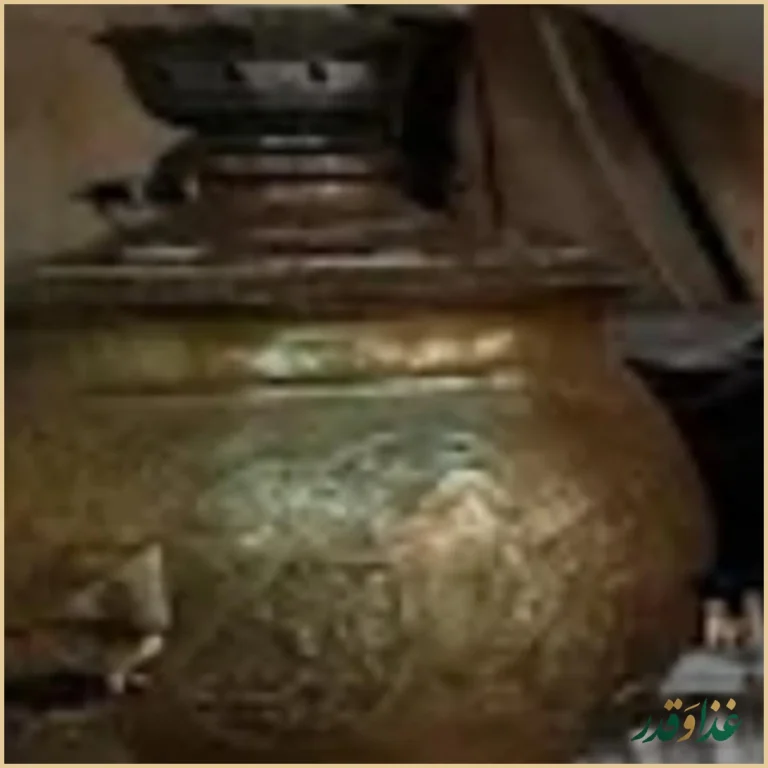 رستوران سنتی و جگرکی آقاجان