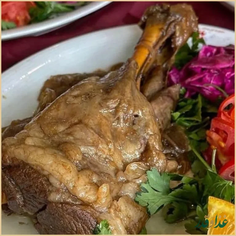 آشپزخانه و رستوران یلدا