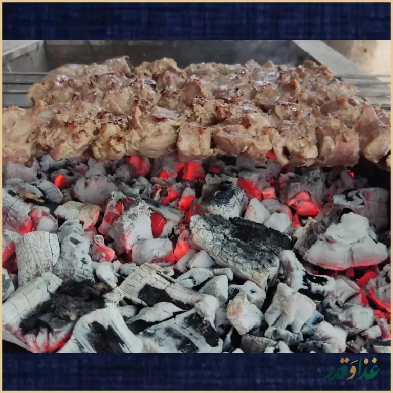 رستوران سنتی فانوس