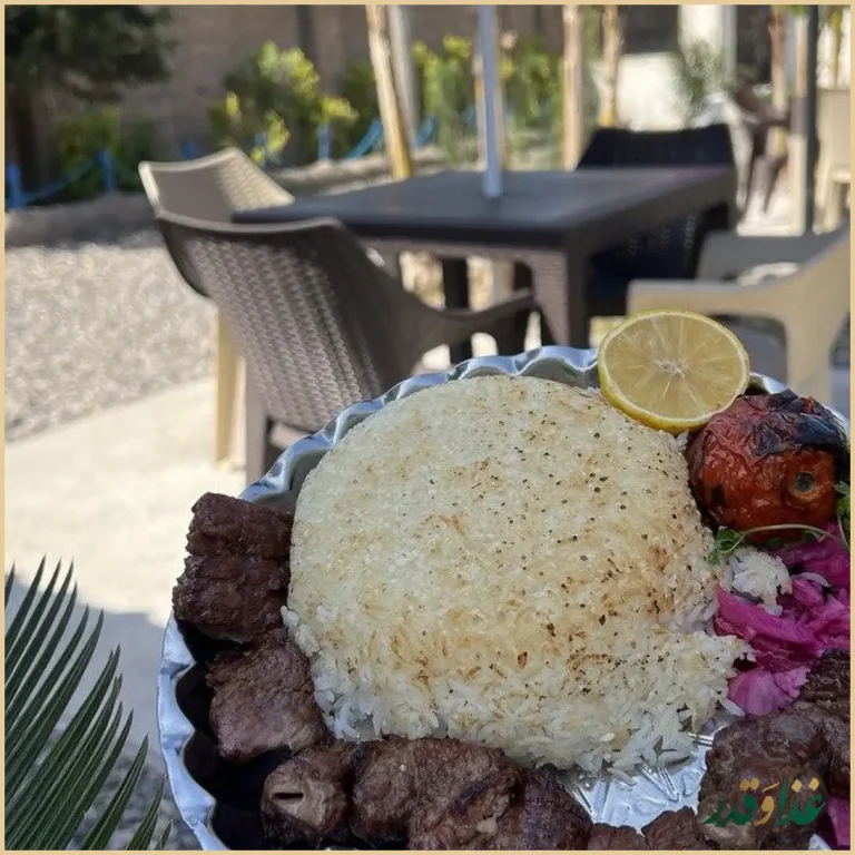 رستوران سنتی فانوس