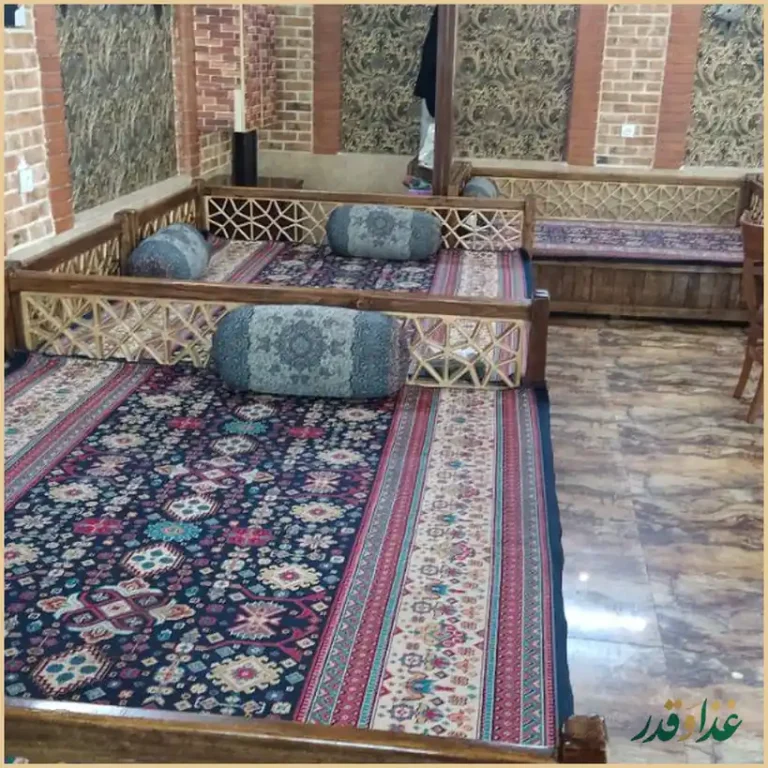 رستوران سنتی سنتی سرای ناز خاتون