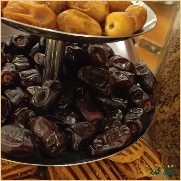 رستوران ترنم (هتل قصر طلایی)