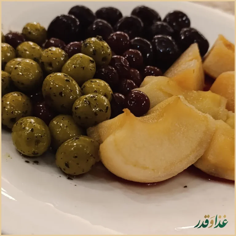 رستوران ترنم (هتل قصر طلایی)