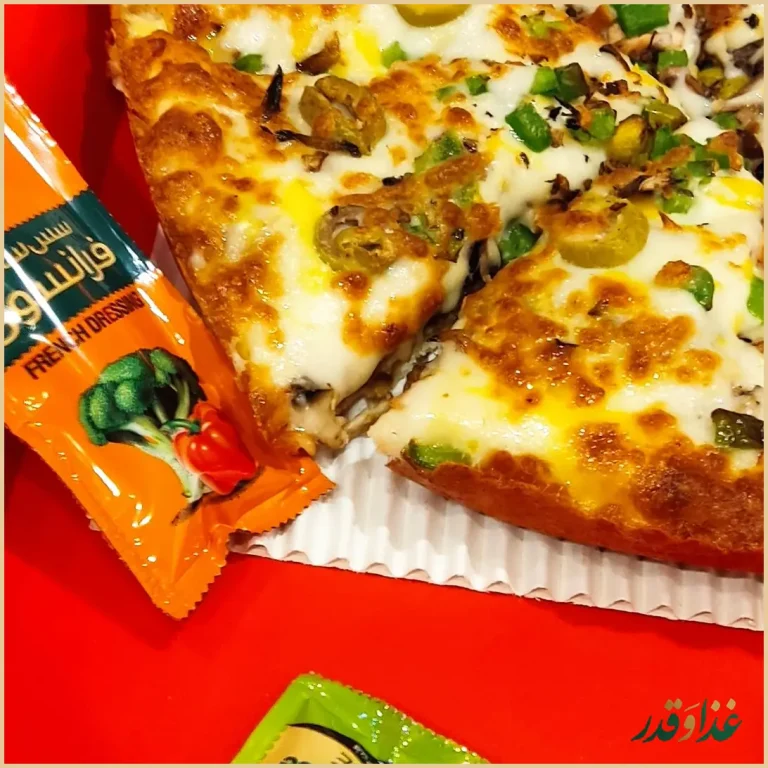 پیتزا ساندویچ حاج مشهدی
