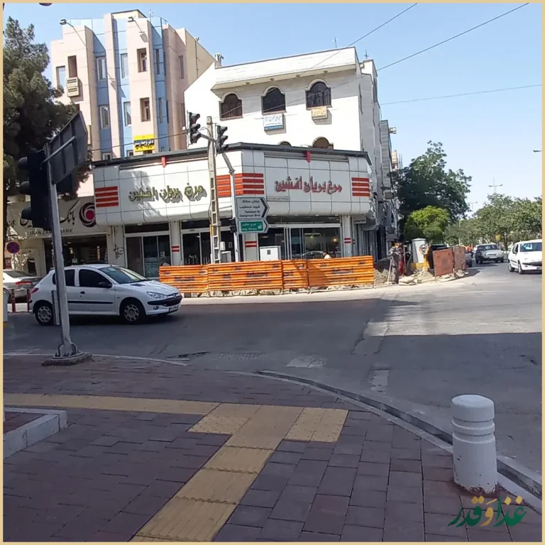 مرغ بریان افشین