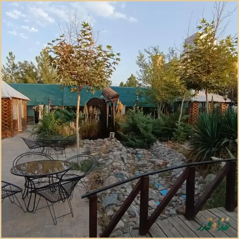 رستوران سدروس