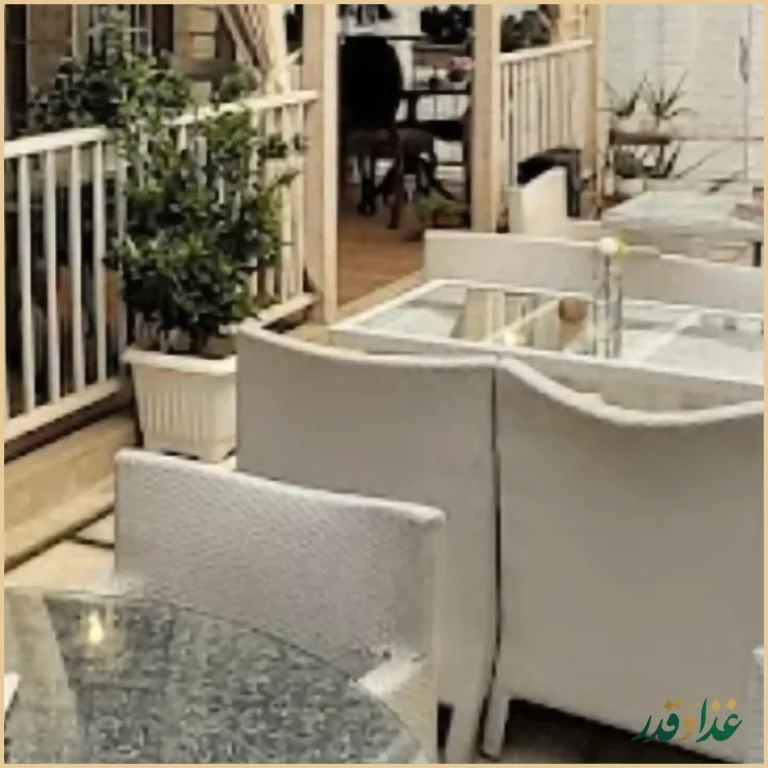 کافه رستوران خیابان سی‌ام