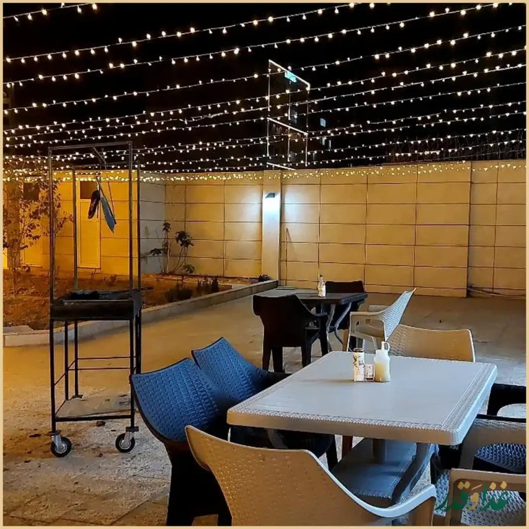 کافه کباب جیز و بیز