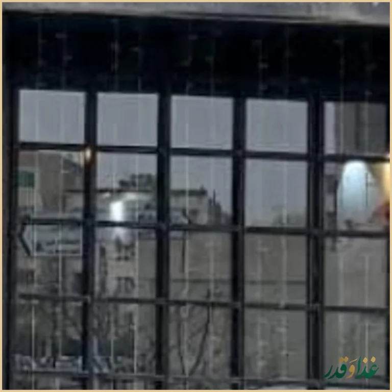 رستوران غذای دریایی سولو