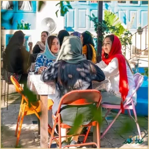 کافه رستوران سنتی خونه آقا بزرگ