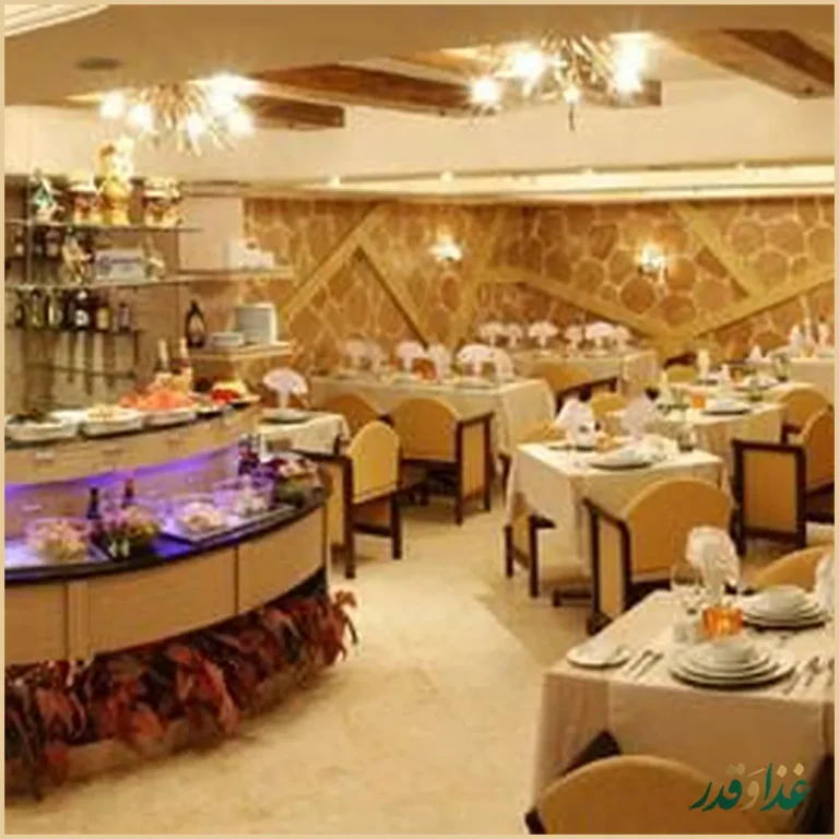 رستوران چهار خونه