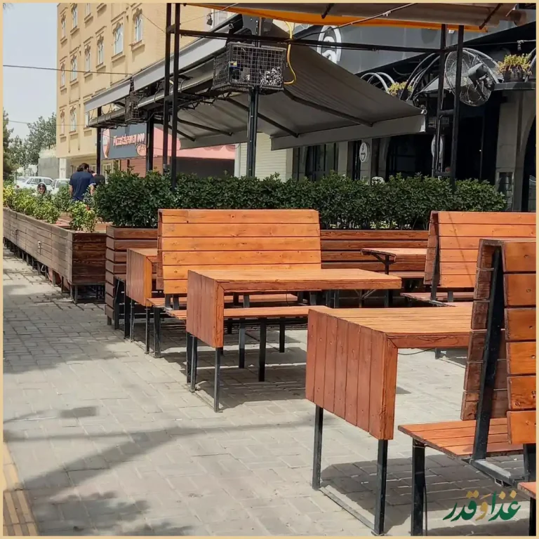 رستوران چهار خونه