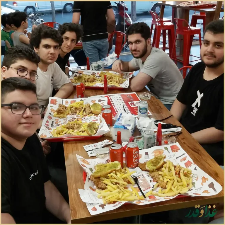 فست فود پیتزا دنیز