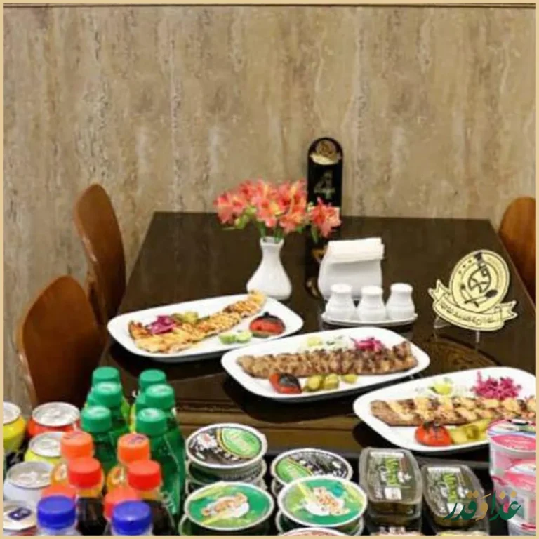 رستوران و غذای بیرون بر موعود