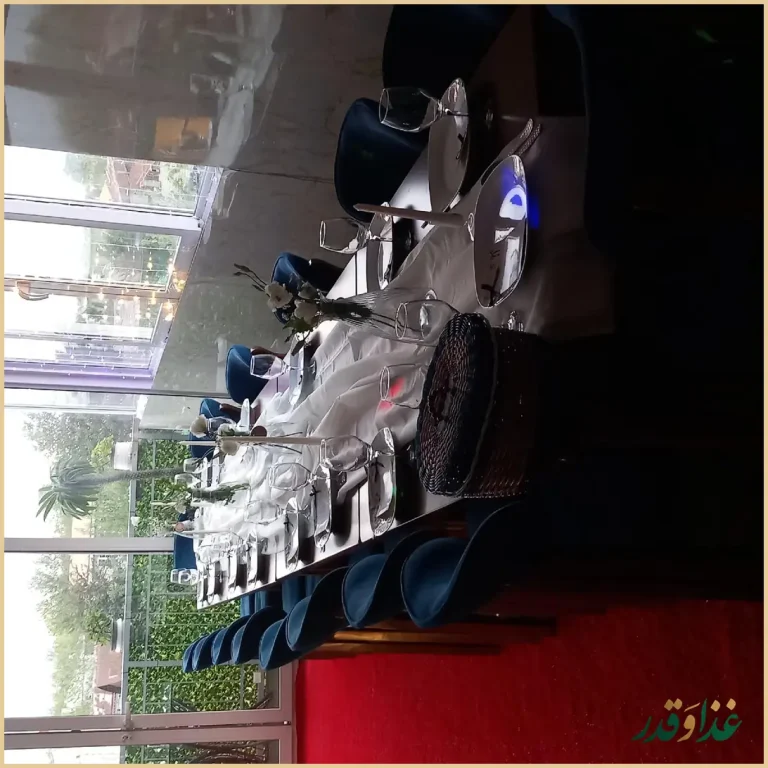 رستوران سیاه کولی