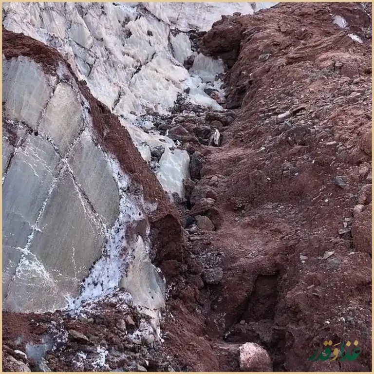 رستوران روبار کنار