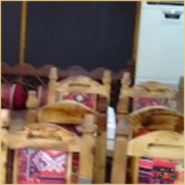 رستوران میزبان