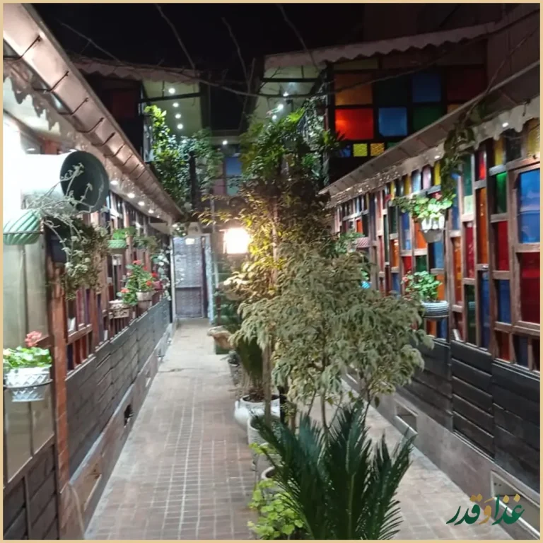 رستوران سنتی گلستان